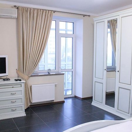 Apartment On Lukyanovska Kiev Exterior foto