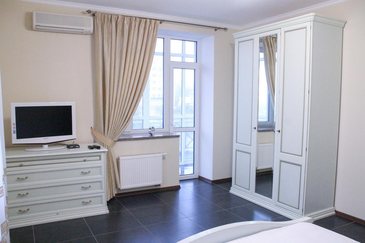 Apartment On Lukyanovska Kiev Exterior foto